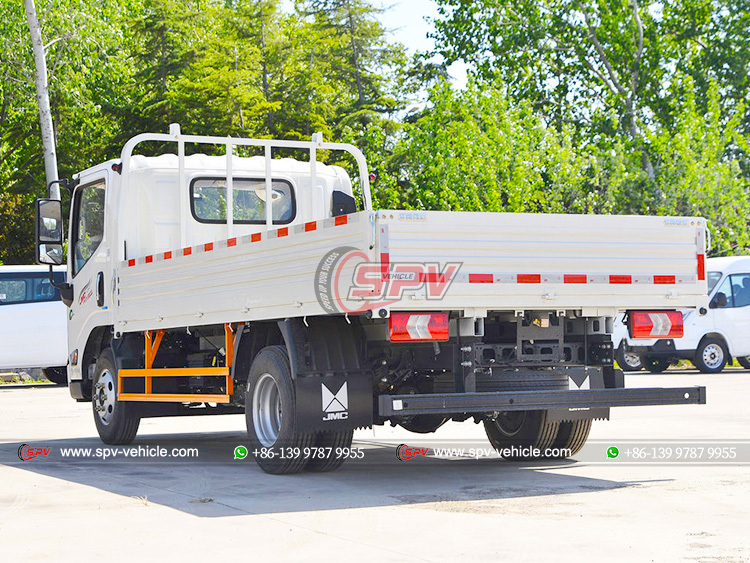 JMC 2 Ton Cargo Hauling Truck