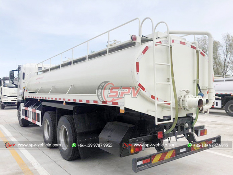 ISUZU 18,000 Liters Water Bowser - Rear Left