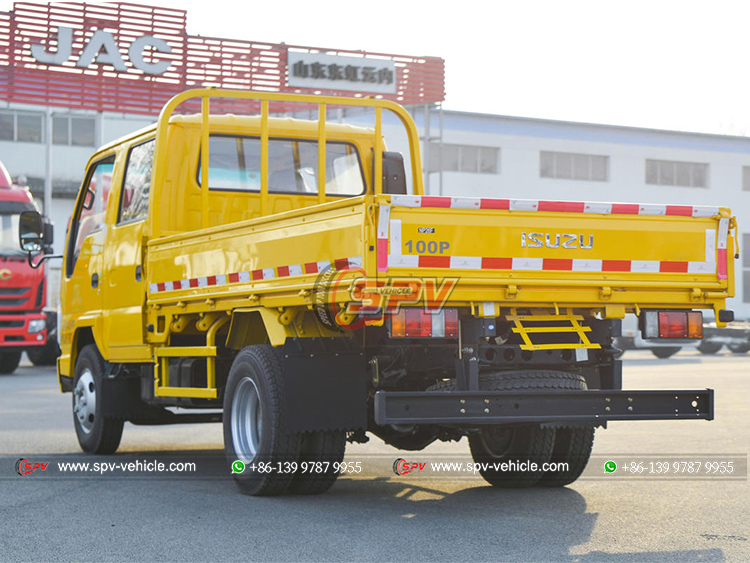 ISUZU ELF Cargo Lorry - Rear Left
