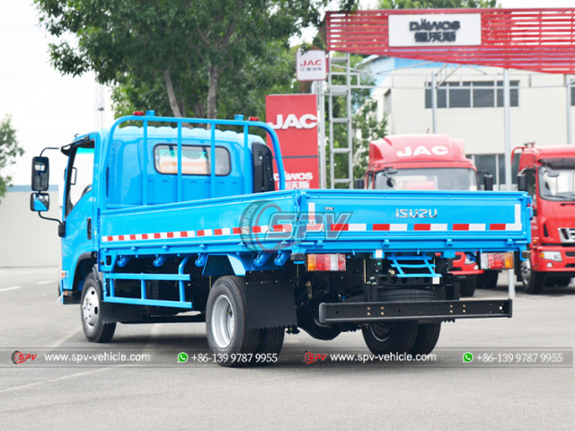 ISUZU 2-3 Ton Haulage Truck