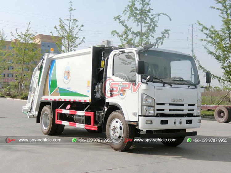 ISUZU 8 CBM Junk Compactor Truck