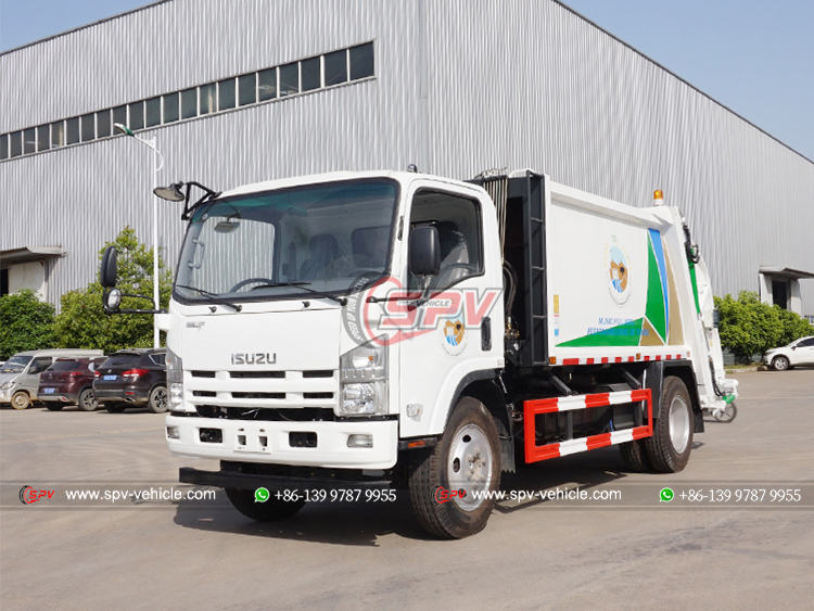 ISUZU 8 CBM Junk Compactor Truck
