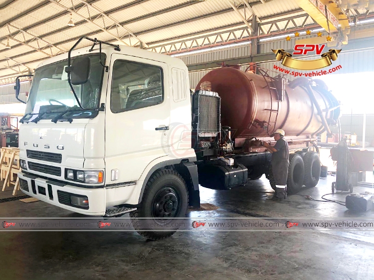 Brunei Client Installed Sewage Tank onto Chassis