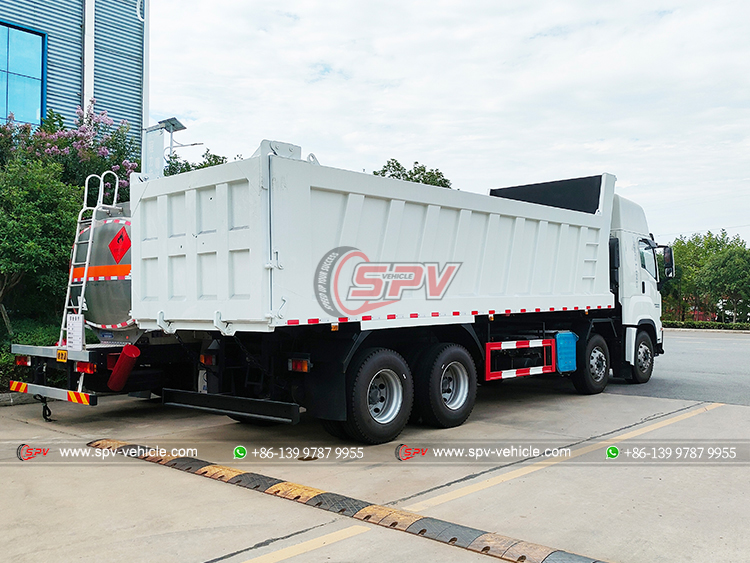 ISUZU Heavy Tipping Cargo Truck - Rear Right
