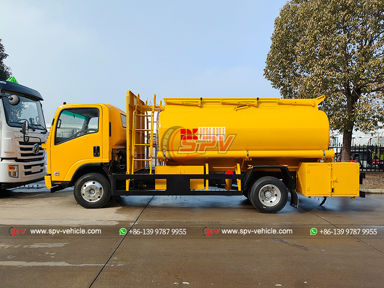 ISUZU 8,000L Refueler Tank Truck