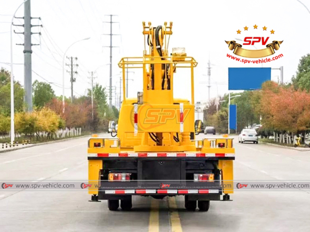 ISUZU 18M Knuckle Boom Aerial Truck