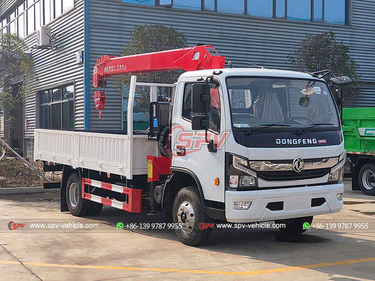 DONGFENG 6 Ton Truck With Crane