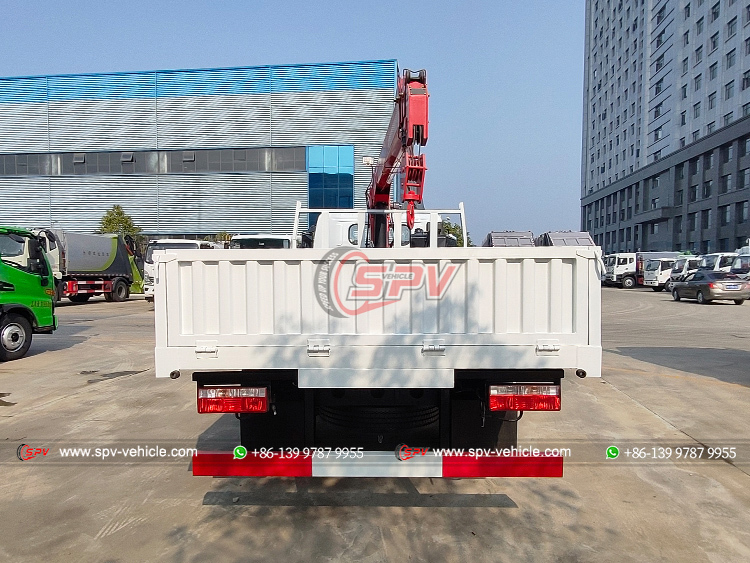 DONGFENG 6 Ton Truck With Crane