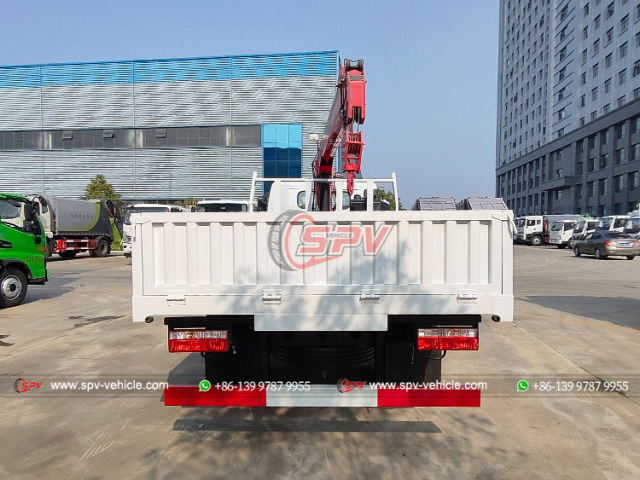 DONGFENG 6 Ton Truck With Crane