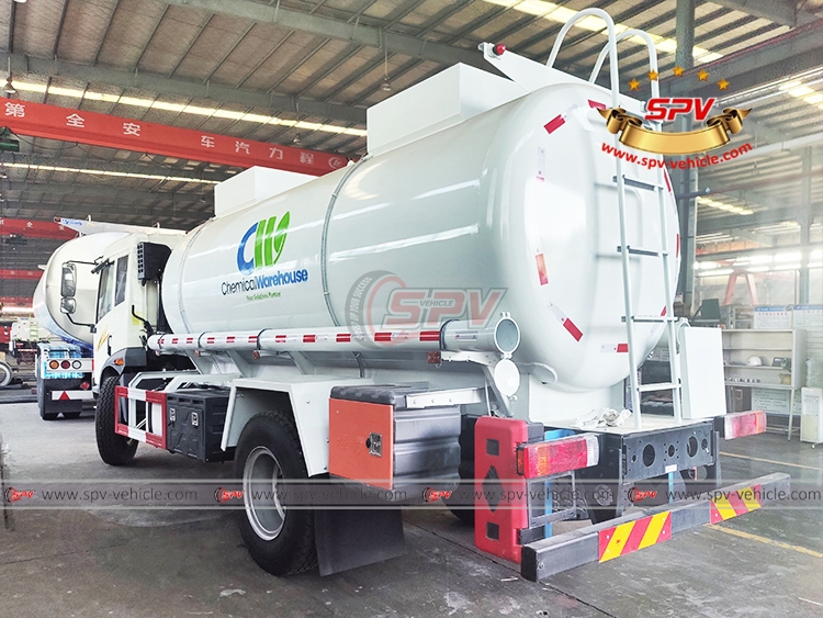 8,000 Litres Chemical Liquid Carrying Truck FAW - Rear Left
