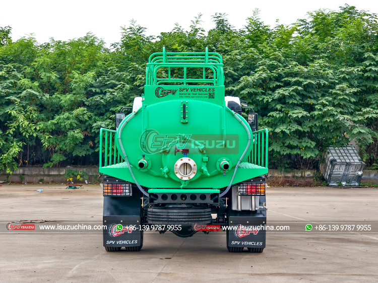 ISUZU 5,000L Toilet Suction Truck