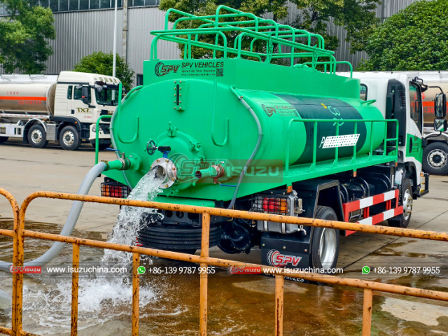 ISUZU 5,000L Toilet Suction Truck