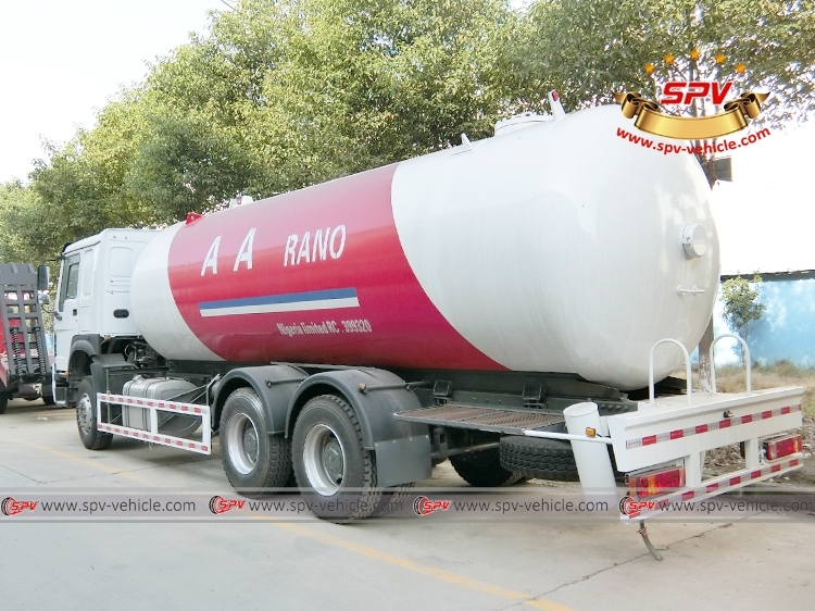 SINOTRUK 24,000L LPG Transfer Truck
