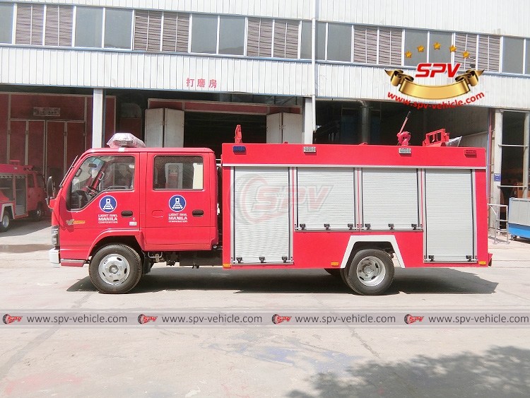 ISUZU 2500Liters Fire Apparatus - Left