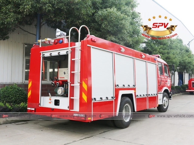 DONGFENG 6500 Liters Foam Fire Truck RHD