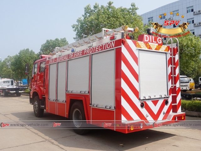 SINOTRUK 7,000L Fire Apparatus