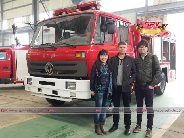 DONGFENG 6500 Liters Foam Fire Truck RHD