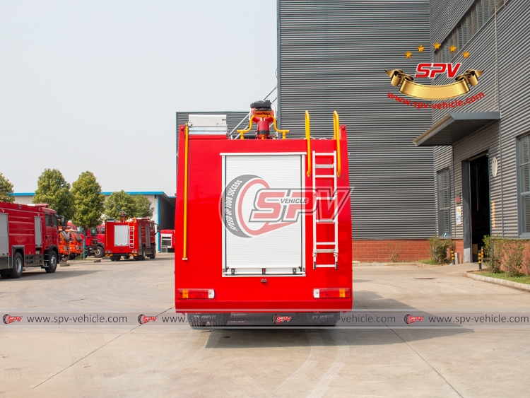FOTON Heavy-duty Dry Powder  Fire Truck - Rear
