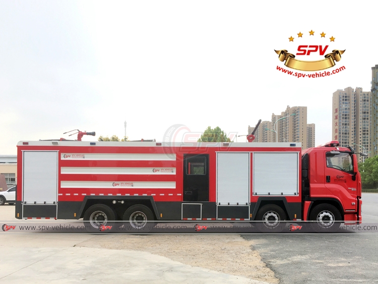 ISUZU 8x4 Fire Tender Truck - Right