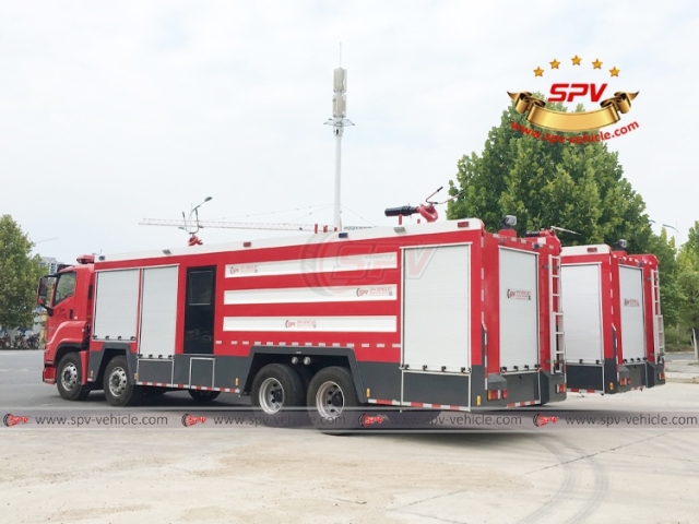 ISUZU 17,000 L Dry-Powder Fire Vehicle