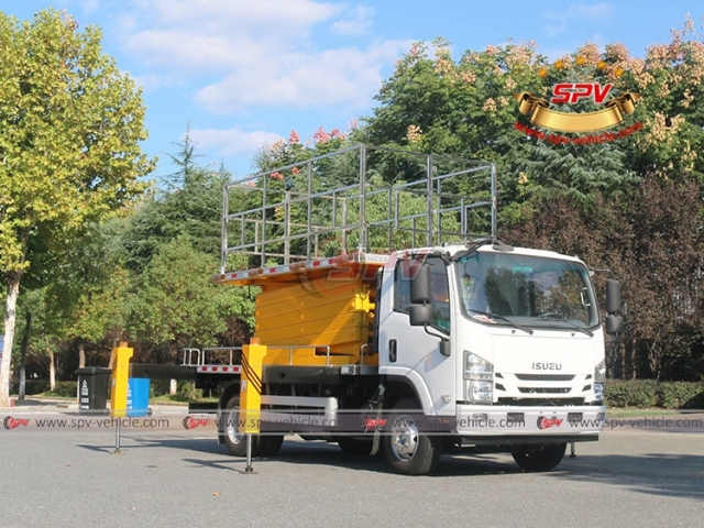 ISUZU 9M Automatic Scissors Lift Truck