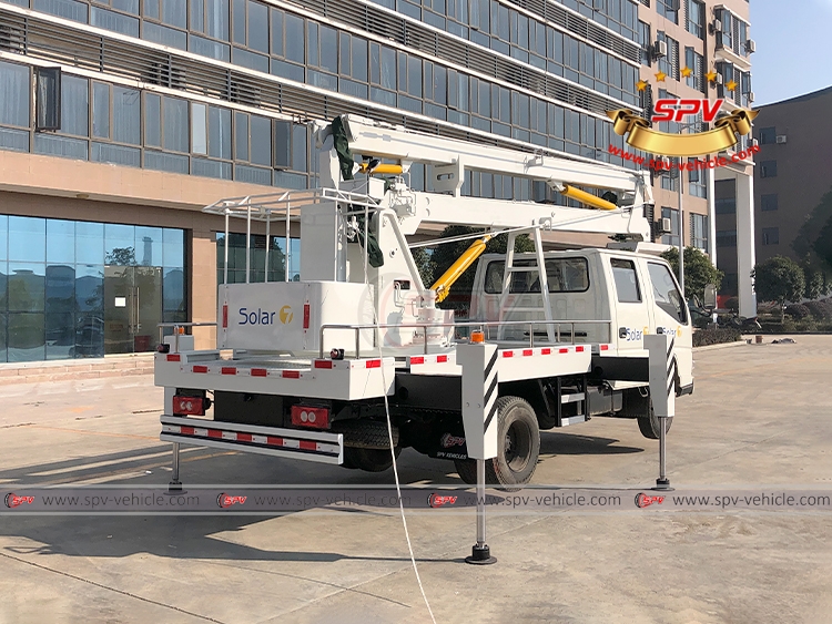JMC Maintenance Aerial Lift Truck- Rear Right