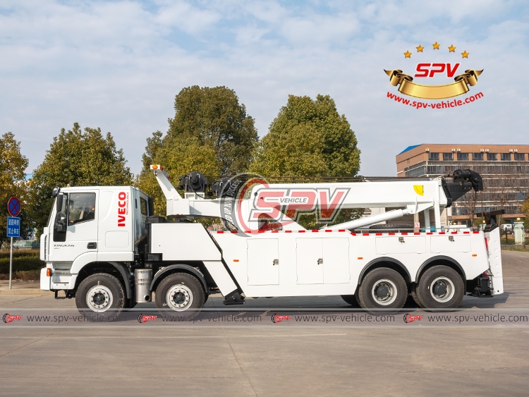 IVECO 40 Tons Wheel Lift Road Wrecker - Left