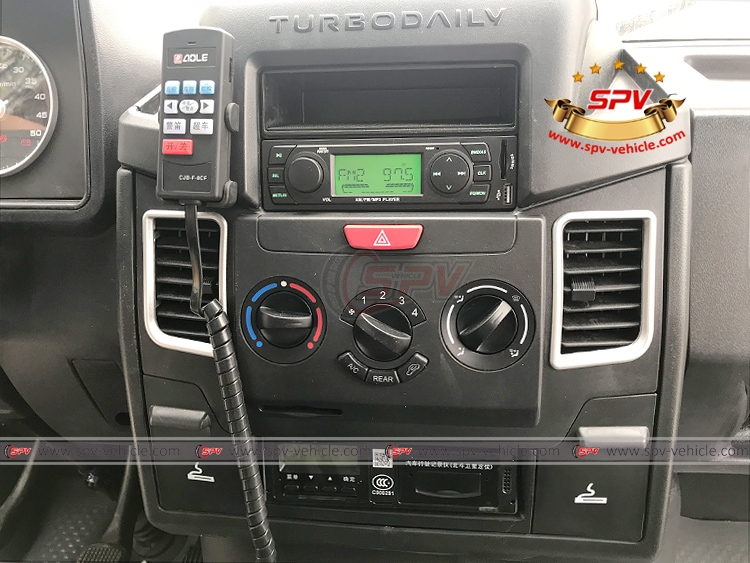IVECO ICU Ambulance - Instrument