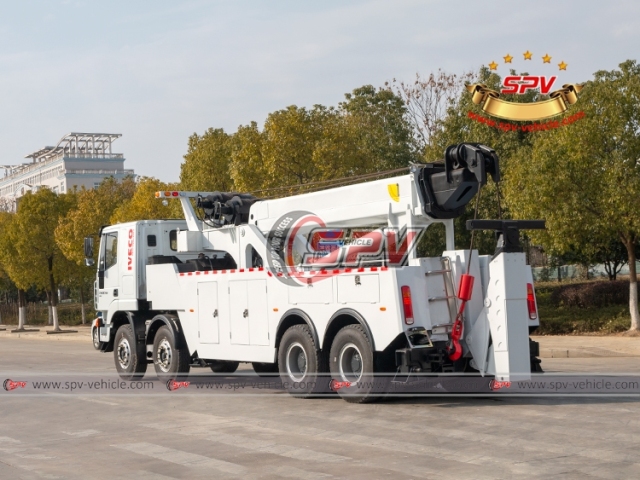 IVECO 40T Heavy Rotator Wrecker