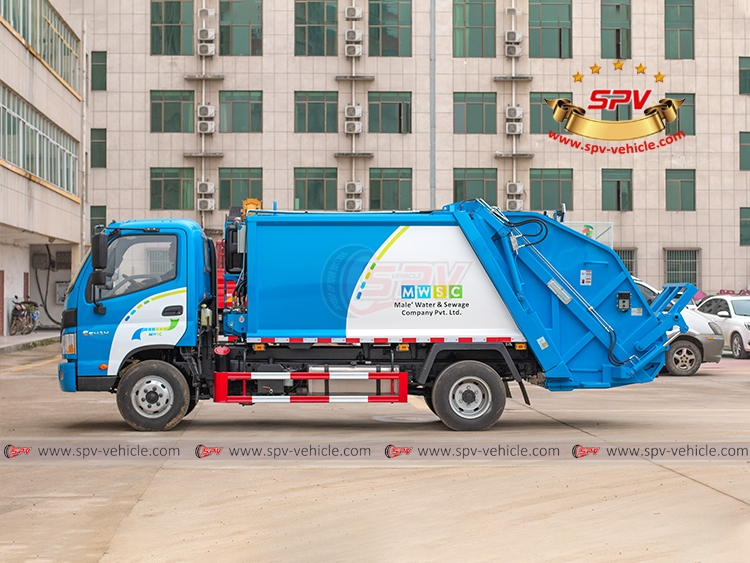 FOTON 6 CBM Trash Collection Truck  - Left