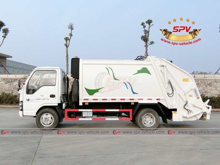 ISUZU 6 CBM Compressed Garbage Lorry