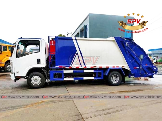 ISUZU 9 CBM Refuse Removal Truck