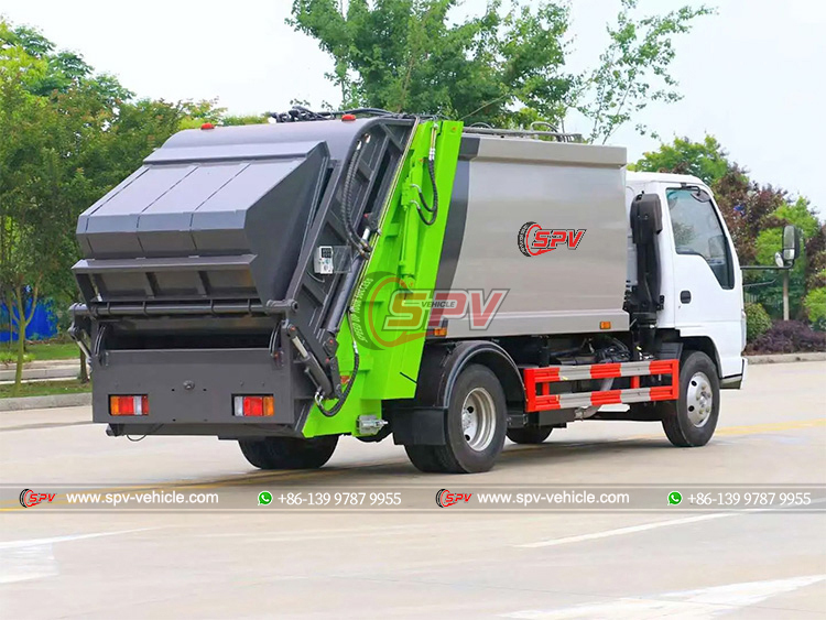 ISUZU 6 CBM Junk Compression Vehicle