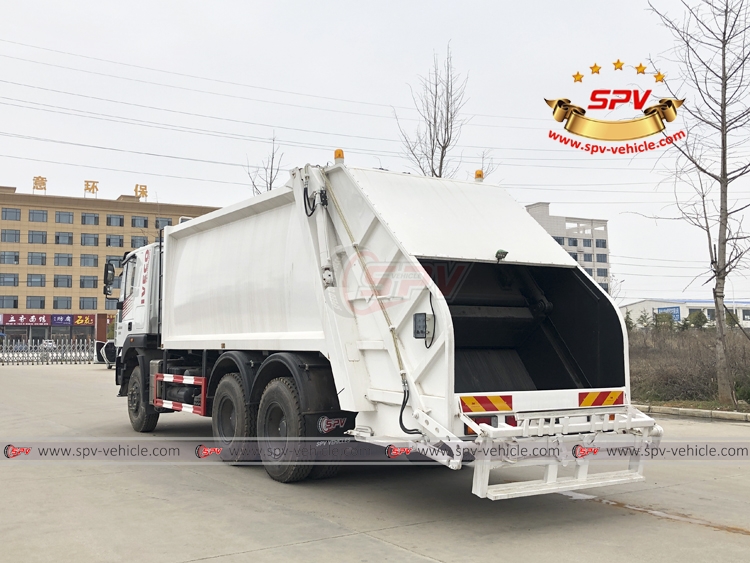 IVECO 6x4 Trash Collection Truck - Rear Left