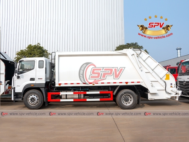 FOTON 12 CBM Refuse Disposal Truck