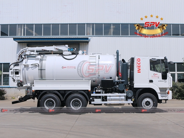 IVECO 14,000 L Combination Sewer Jetting Truck