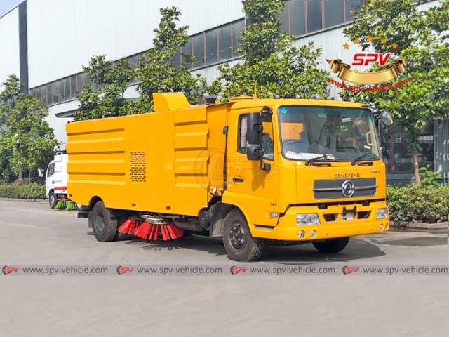 DONGFENG 8 CBM Highway Cleaning Truck