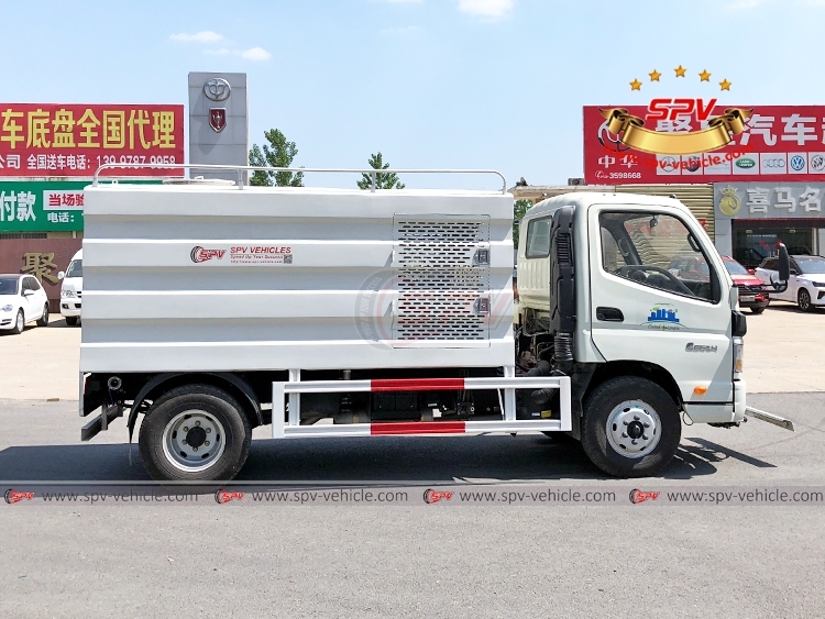 FOTON 4,000 Road Flushing Truck