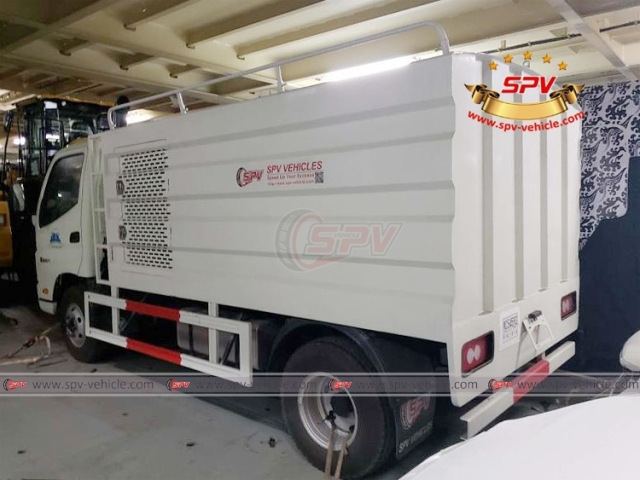 FOTON 4,000 Road Flushing Truck