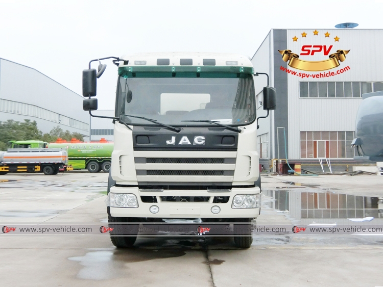 JAC 6,000 Litres Environmental Sanitation Truck- Front