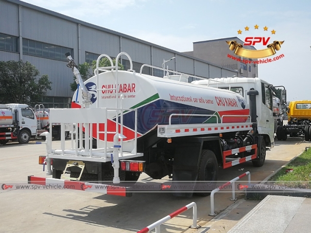 DONGFENG 8,000L Road Watering Truck