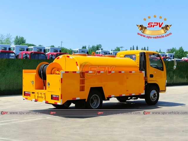 DONGFENG 3,000 Sewer Jetting Truck