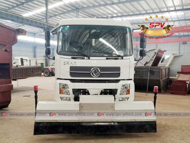 DONGFENG 8,000 Highway Maintenance Truck