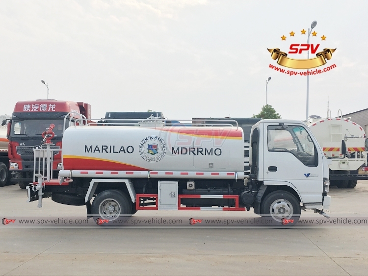 ISUZU 5,000 Liters Greening Spraying Truck