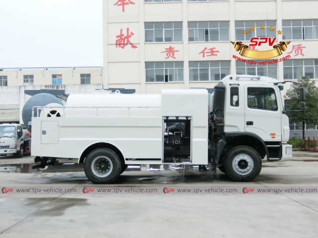 JAC 6,000 High-pressure Sewer Cleaning Truck