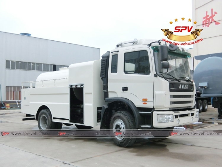 JAC 6,000 High-pressure Sewer Cleaning Truck