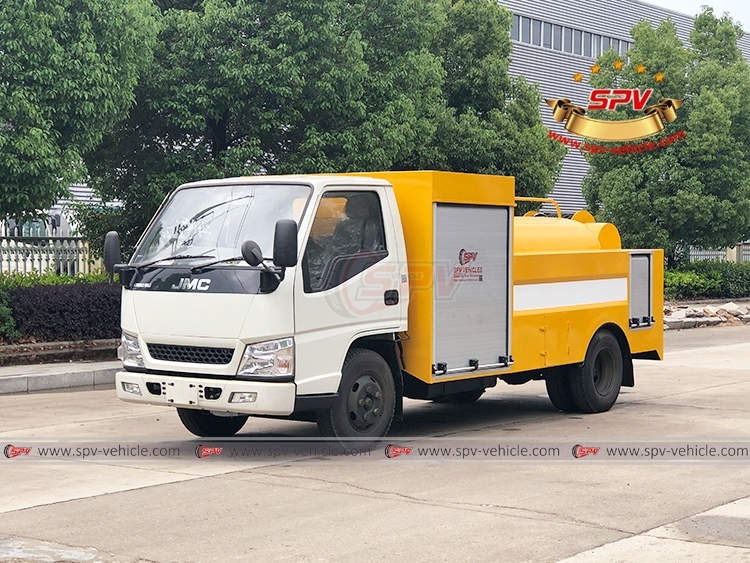 JMC 2,000 Drainage Cleaning Truck