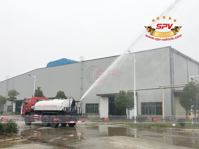 SINOTRUK 10,000L Dust Suppression Truck