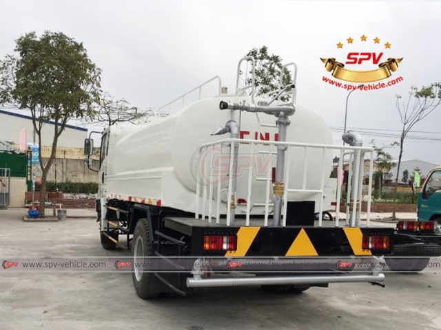 HOWO 6,000 Liter Park Irrigation Truck