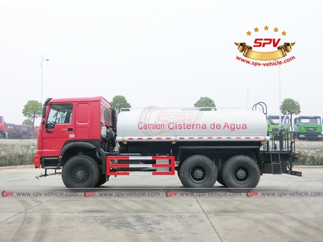 SINOTRUK 10,000L Dust Suppression Truck